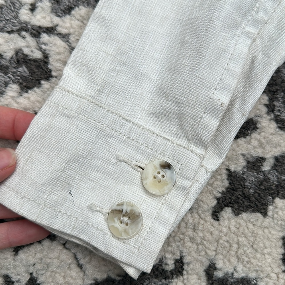 CAbi • 325 Linen Ruffle Up Jacket - Picture 6 of 9